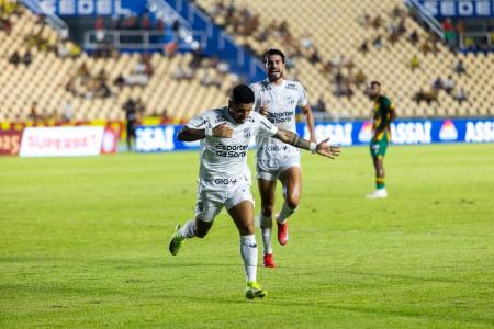 Ceará vence o Sampaio Corrêa de virada pela Copa do Nordeste