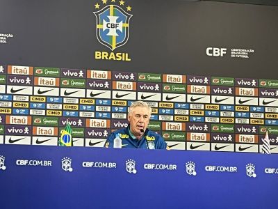 Carlo Ancelotti, em entrevista coletiva, nesta segunda-feira (9)