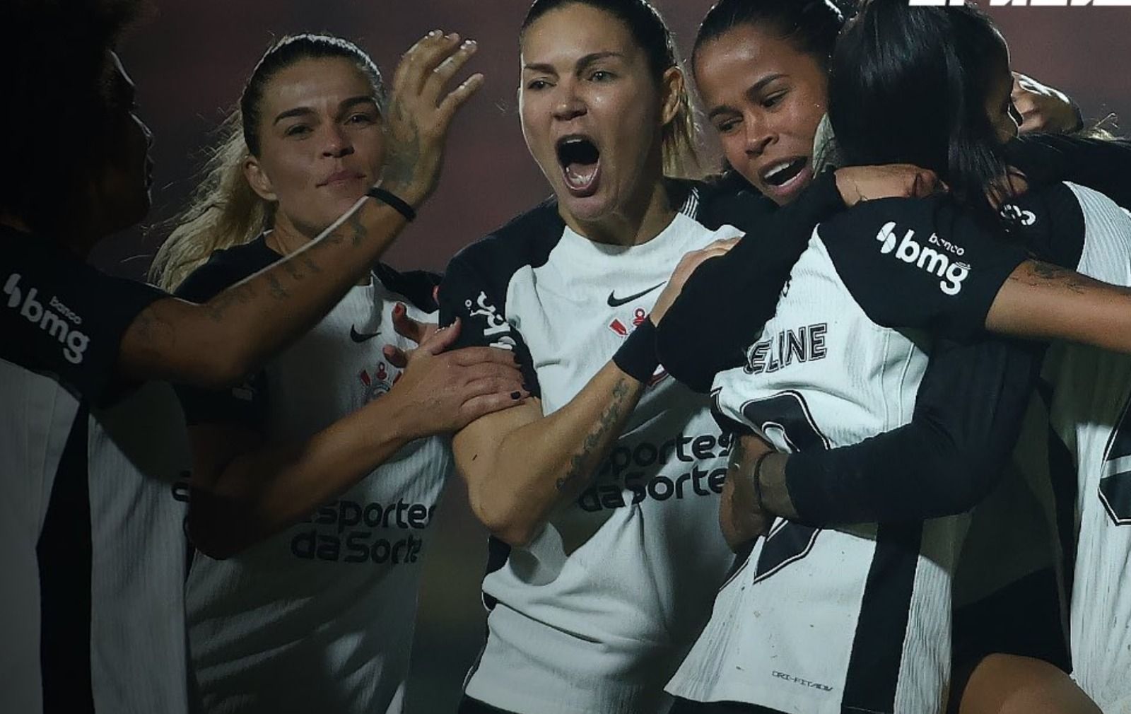 Corinthians bate Flamengo e amplia sequência positiva no Brasileiro Feminino