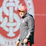 Escalação do Inter: Roger promove mudanças para enfrentar o Atlético