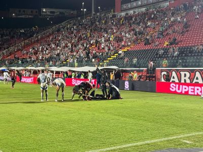 Jogadores de Vitória e Cruzeiro desesperados com fratura sofrida por Jamerson
