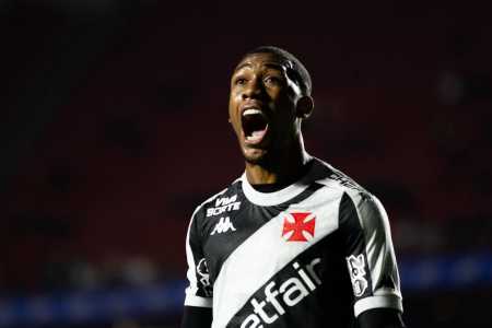 Rayan abriu o placar para o Vasco contra o São Paulo