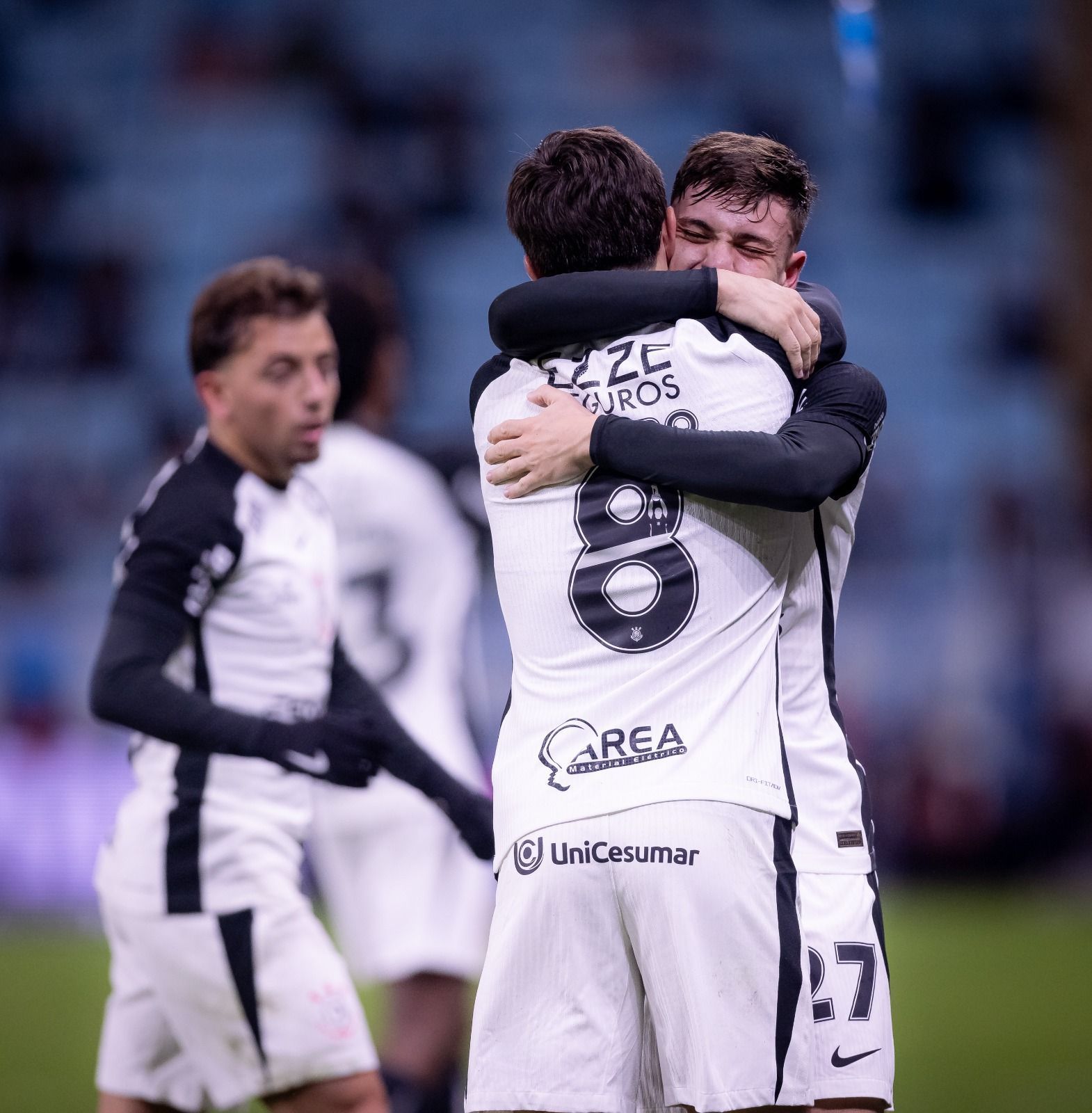 Referência no Corinthians, Garro volta a jogar 90 minutos após três meses