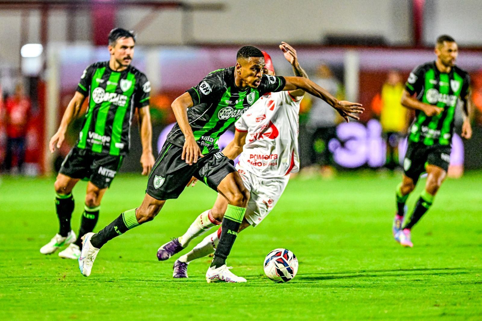 América vira 'aniquilador' de goianos na Série B; entenda