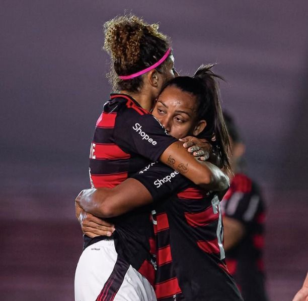 Flamengo goleia o América e confirma classificação no Brasileiro Feminino