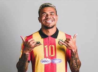 Yan Sasse, ex-jogador do Vasco, hoje no Espérance