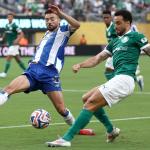 Felipe Anderson valoriza ponto do Palmeiras contra Porto, mas lamenta baixa eficiência