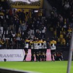 Marcelo Hermes marca no fim, e Criciúma vence o Amazonas pela Série B