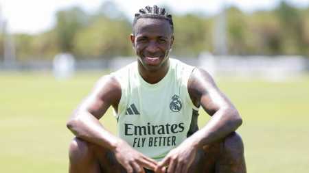 Vini Jr. em treino do Real Madrid nos Estados Unidos