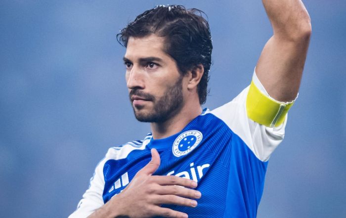 Lucas Silva, volante do Cruzeiro