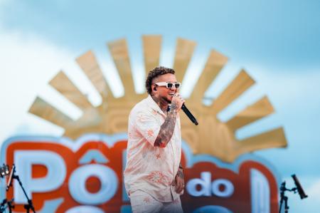 Suel tem mais de 20 anos no pagode e foi um dos fundadores e vocalistas do 'Imaginasamba'