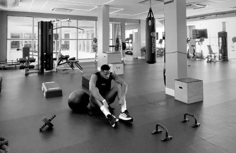 Júnior Santos em treino durante férias do Atlético
