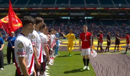 Marius Høibråten, do Urawa Reds, antes do jogo contra o River Plate no Mundial de Clubes