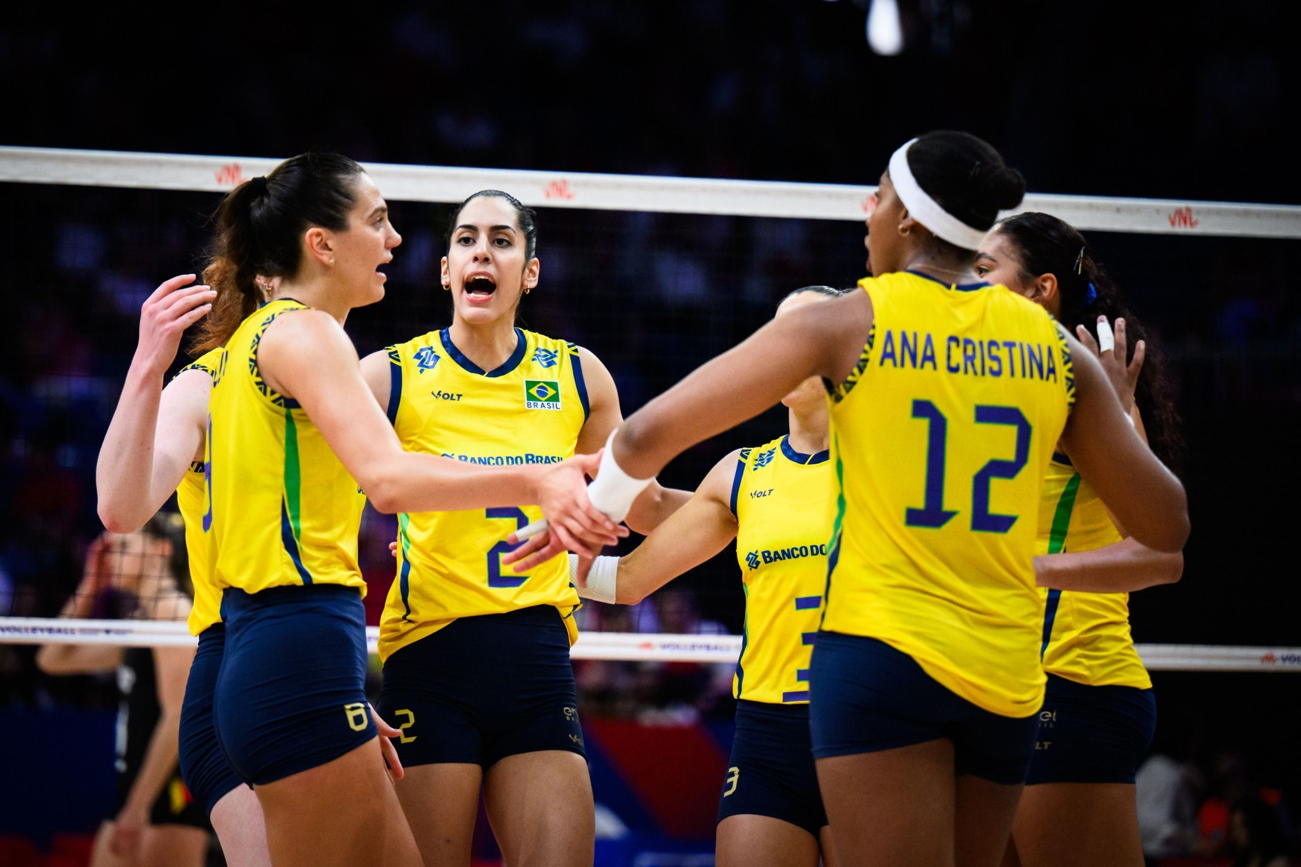 Brasil enfrenta Canadá por mais uma vitória na Liga das Nações de Vôlei