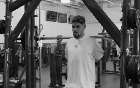 Rubens, do Atlético, durante treino físico nas férias