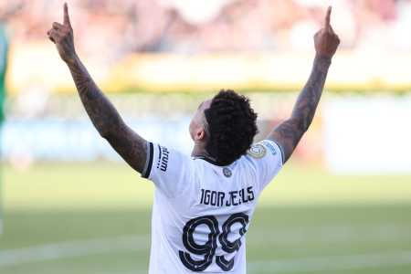 Igor Jesus brilhou na vitória do Botafogo sobre o PSG pelo Mundial de Clubes