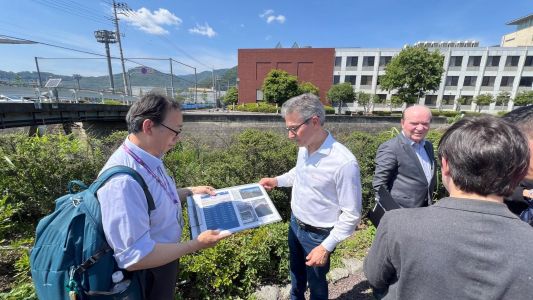 Governador de Minas Gerais, Romeu Zema, em visita ao Centro de Segurança e Prevenção de Desastres em Yamanashi, no Japão