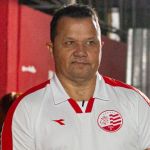 Ídolo do Náutico, Kuki recebe homenagem e celebra recuperação após AVC
