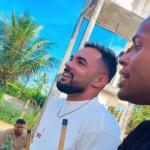 Júnior Santos, do Atlético, joga sinuca com jogador do Corinthians; veja quem ganhou