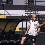 Em duelo de extremos, Athletic visita o Goiás por 'respiro' na Série B