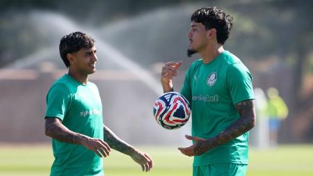Facundo Torres e Gustavo Gómez, durante treino do Palmeiras nos Estados Unidos