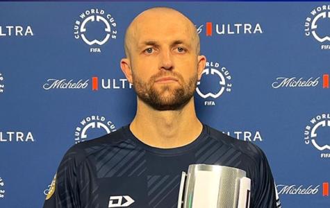 Christian Gray, do Auckland City, foi eleito o melhor em campo contra o Boca Juniors