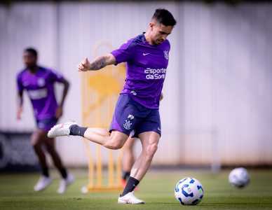 Igor Coronado, em treino no CT Joaquim Grava