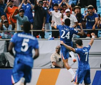 Com gol de Reece James, Chelsea vence o Benfica e avança no Mundial