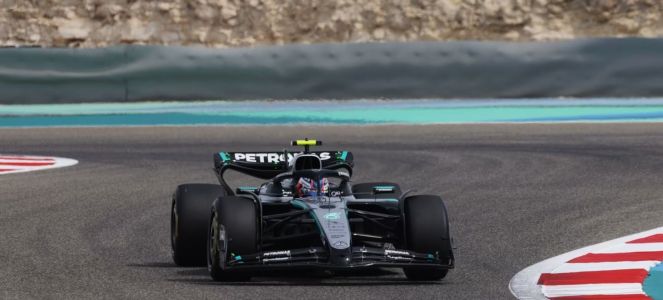 Mercedes em ação durante os testes de pré-temporada da Fórmula 1