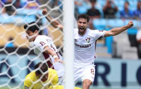 Germán Cano e Martinelli comemoram gol do Fluminense sobre a Inter de Milão