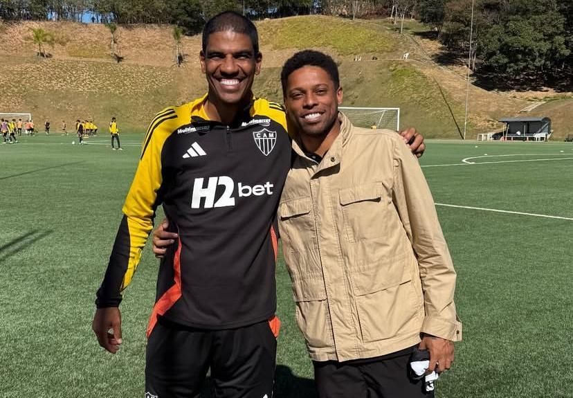 Ex-atacante do Atlético, comentarista do sportv visita Cidade do Galo