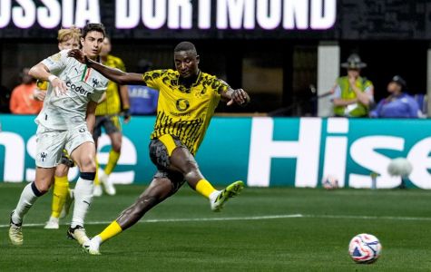 Guirassy marcou os dois gols do Borussia Dortmund diante do Monterrey