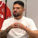 Bruno Tabata manda recado sobre seca de títulos do Internacional; veja vídeo