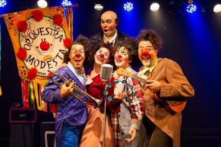 Orquestra Modesta, grupo paulistano, comemora 10 anos em 2025