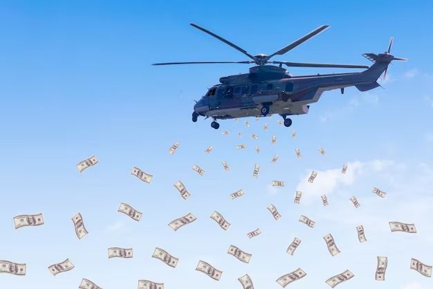 Chuva de dinheiro: família realiza último desejo de empresário e joga fortuna de helicóptero