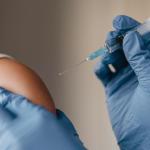 Vacina contra HPV passa a ser recomendada para vítimas de abuso sexual a partir dos 2 anos