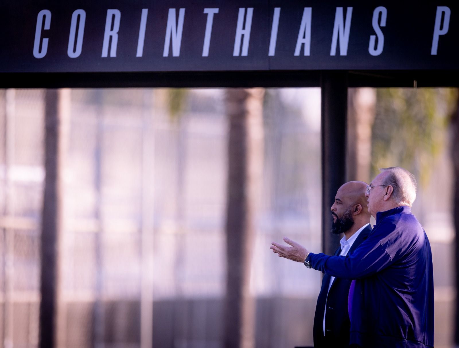 Diretoria do Corinthians mira corte de gastos e reduz folha salarial com futebol
