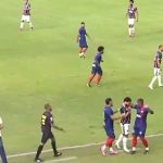 Jogador morde adversário e é expulso em clássico pela Segunda Divisão do Campeonato Baiano