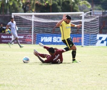 Defensa y Justicia venceu a Desportiva Ferroviária pela Vitória Cup