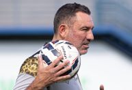 Clube da Série B demite ídolo do Atlético após derrota em casa