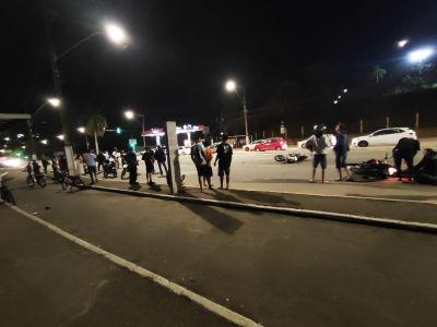 Acidente carro e Motos Fabriciano