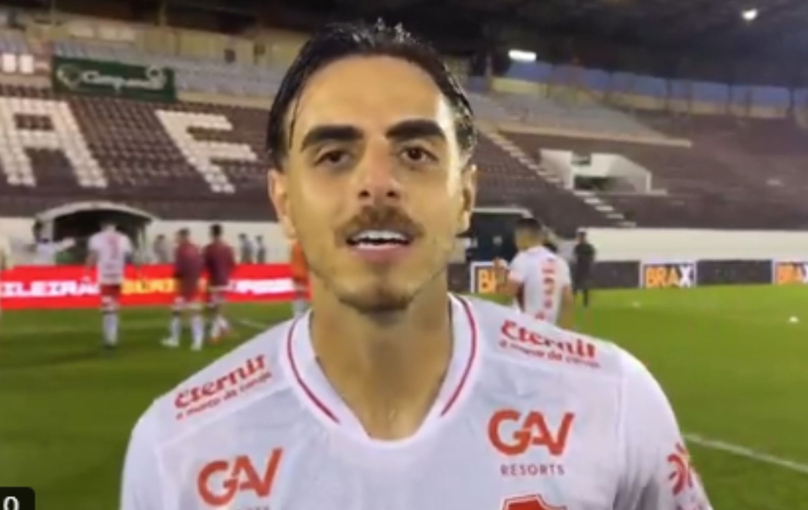 Jovem emprestado pelo Cruzeiro faz primeiro gol da carreira em vitória do Vila Nova