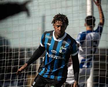 Centroavante está no Liverpool, do Uruguai