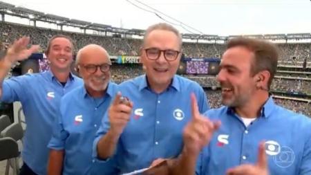 Caio Ribeiro, Júnior, Luis Roberto e Roger Flores durante transmissão de Fluminense 0 x 2 Chelsea pela Globo