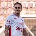 Jovem emprestado pelo Cruzeiro supera dificuldades e tem primeira sequência no Vila Nova