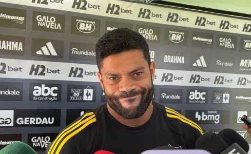 Hulk, atacante do Atlético, em entrevista coletiva na Cidade do Galo