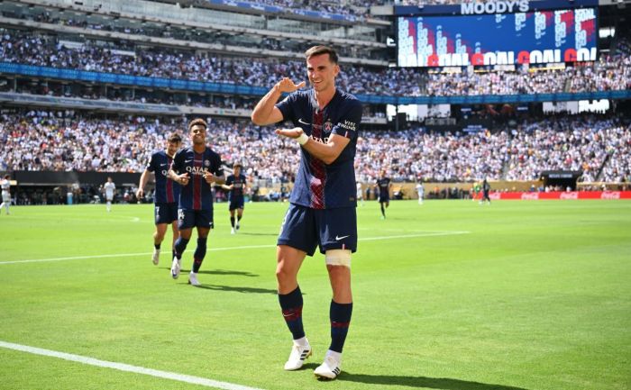 Fabián Ruiz, do PSG, comemora gol sobre o Real Madrid