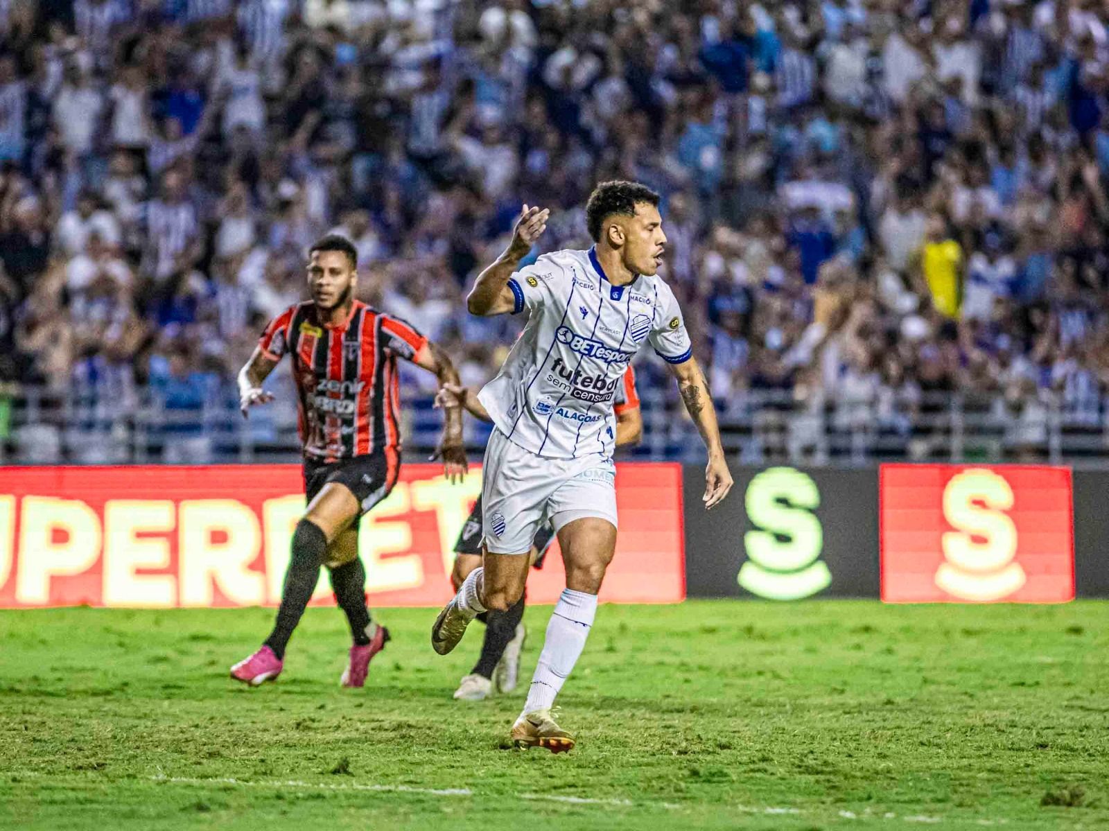 CSA elimina Ferroviário e vai à semifinal da Copa do Nordeste