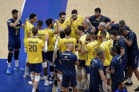 Seleção Brasileira Masculina de Vôlei durante disputa da Liga das Nações