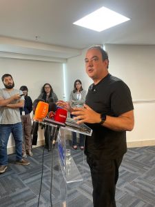 Presidente da Fiemg, Flávio Roscoe comenta escalada tarifária entre Brasil e Estados Unidos